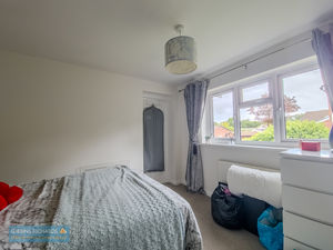Bedroom- click for photo gallery